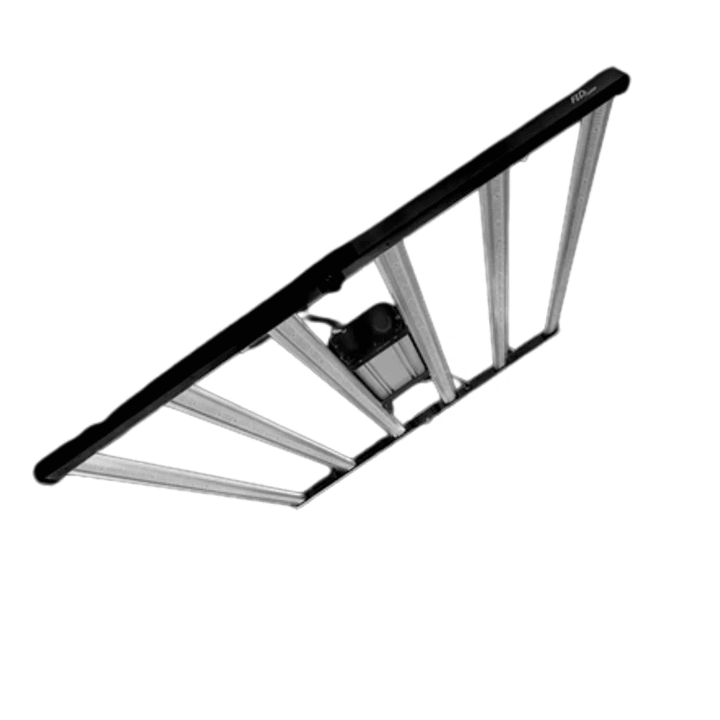 Iluminar FLD 630W Full Spectrum LED hang position